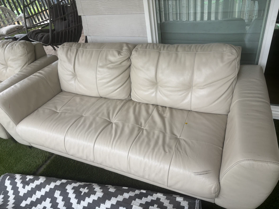 Cream/White Leather 3-Seat Sofa – Good Solid Condition - photo 4