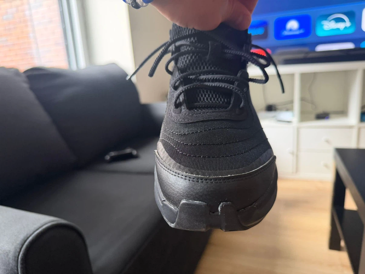 On Cloud Running Shoes - photo 4