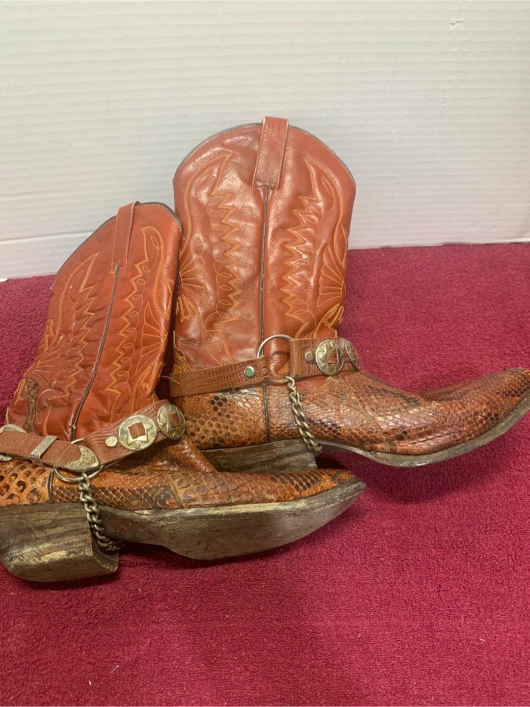 SNAKESKIN COWBOY BOOTS - photo 4