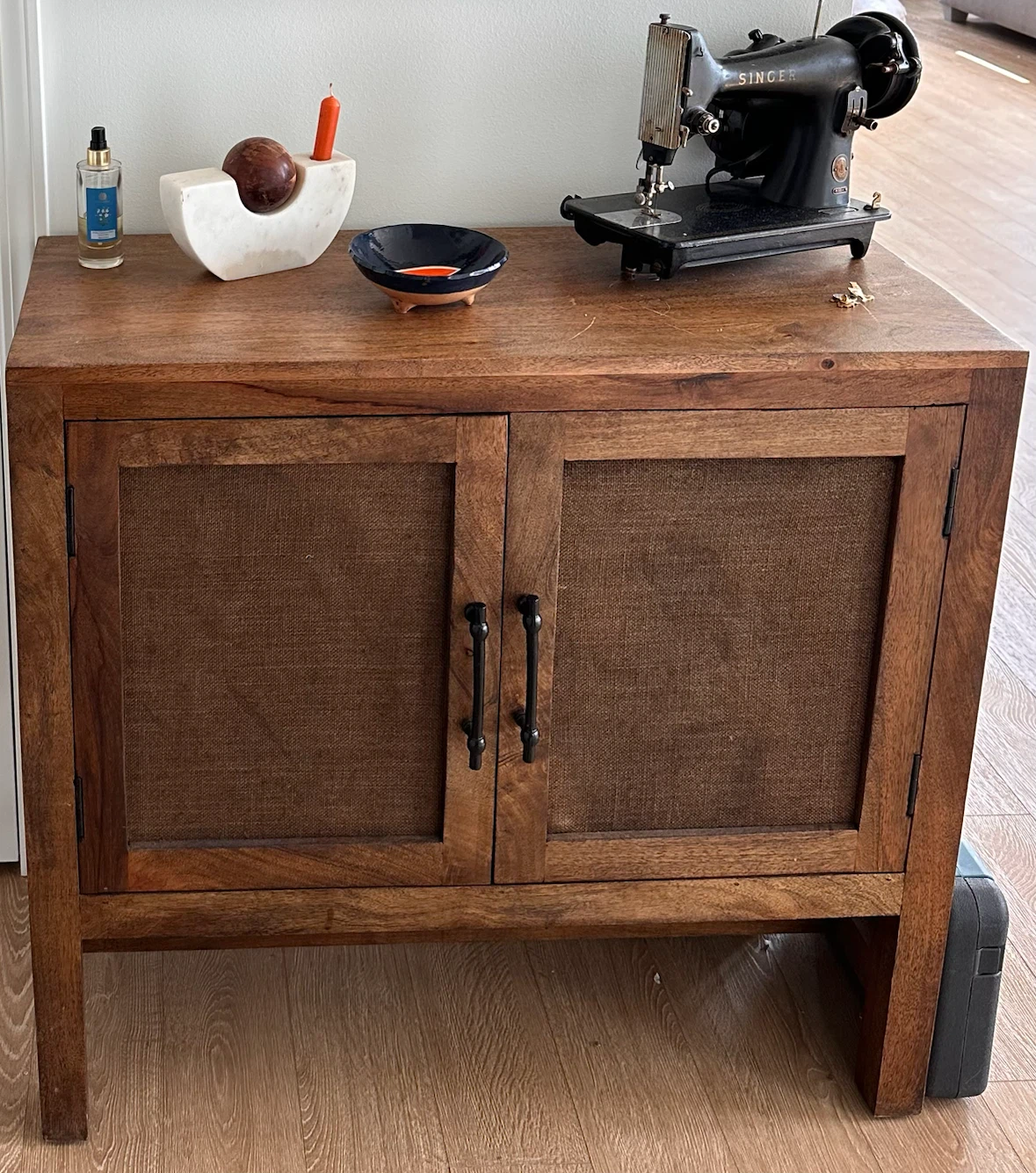 Entryway table NOT Sewing Machine
