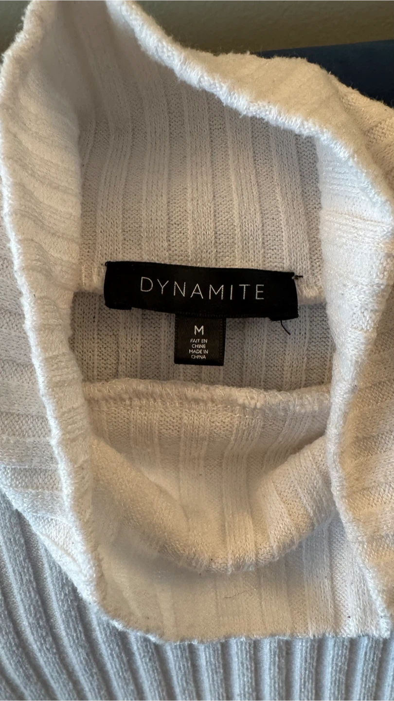 Dynamite Ribbed Turtleneck Tops - Size M - photo 2