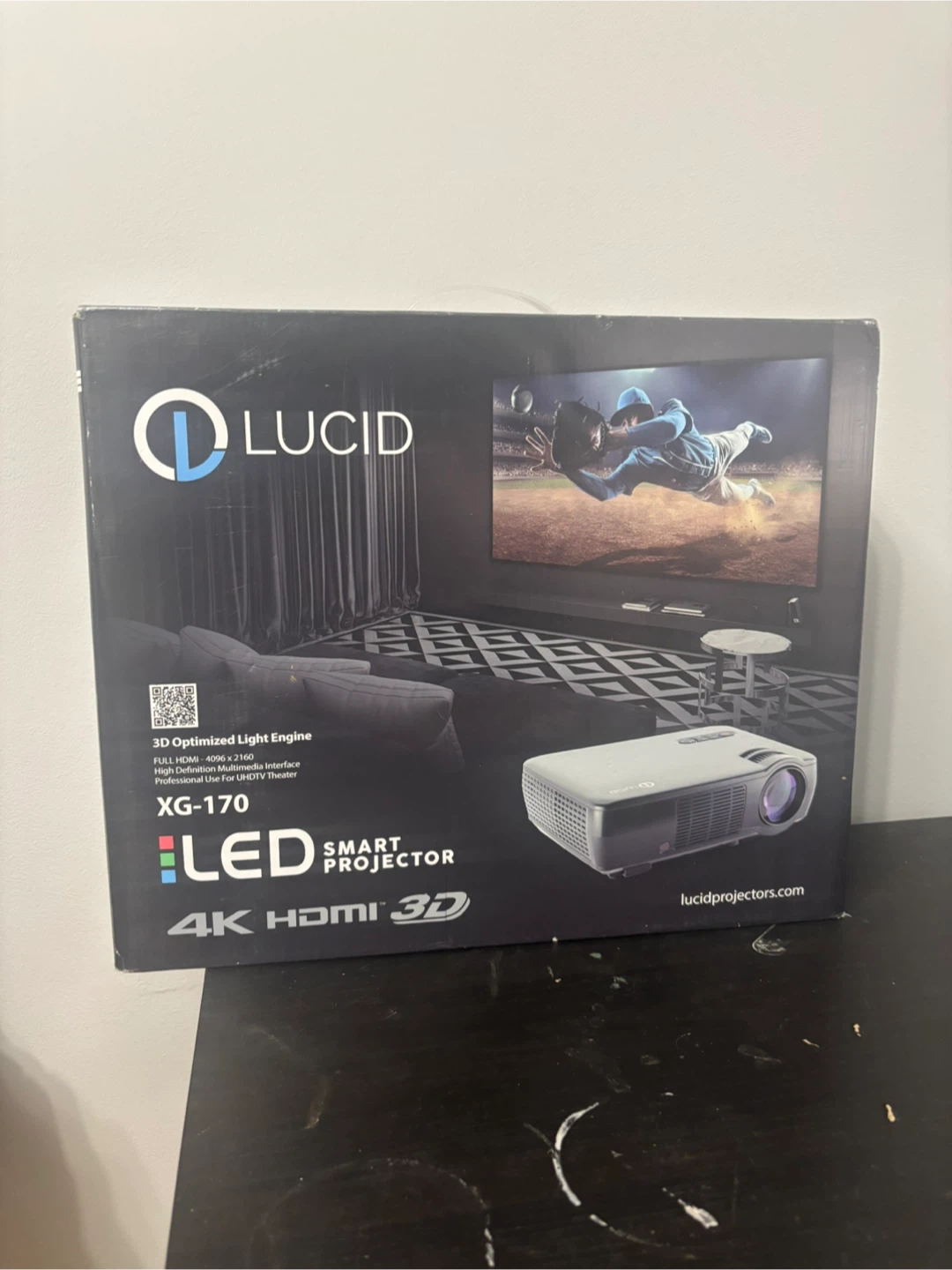 LUCID XG-170 LED 4K HDMI 3D Smart Projector