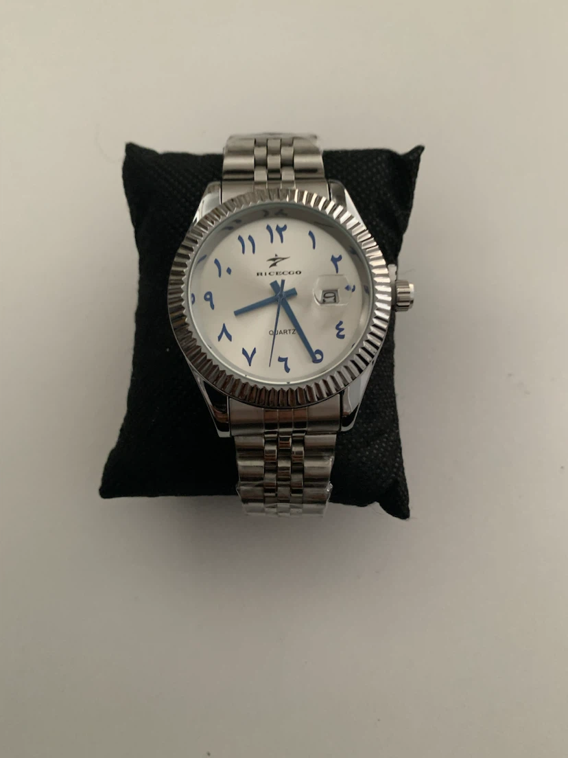 RICEGGO Quartz Watch with Arabic Numerals