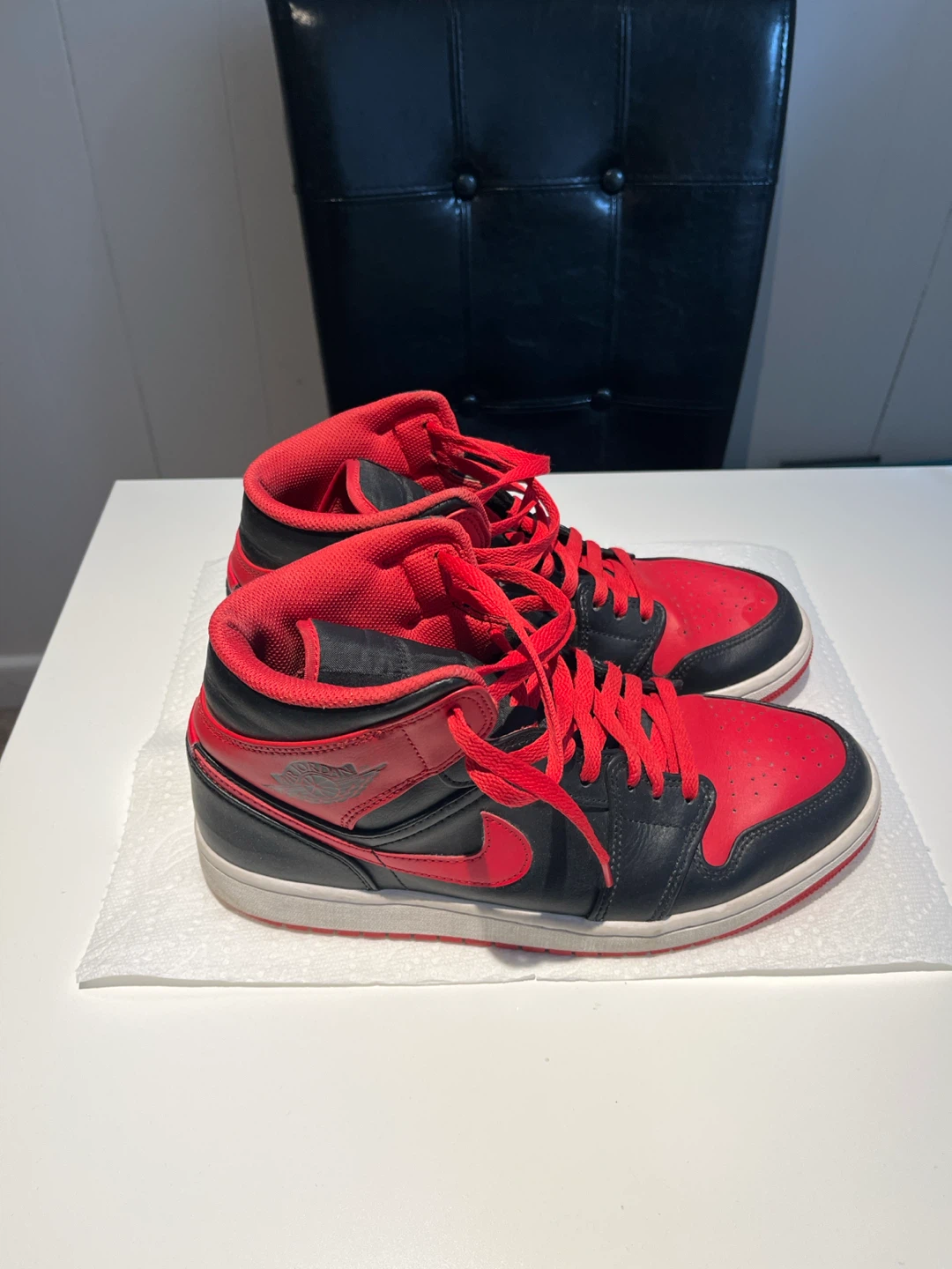Air Jordan 1 Mid SE Sneakers - photo 2