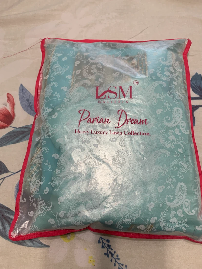 LSM Galleria Parian Dream Heavy Luxury Lawn Collection - photo 2