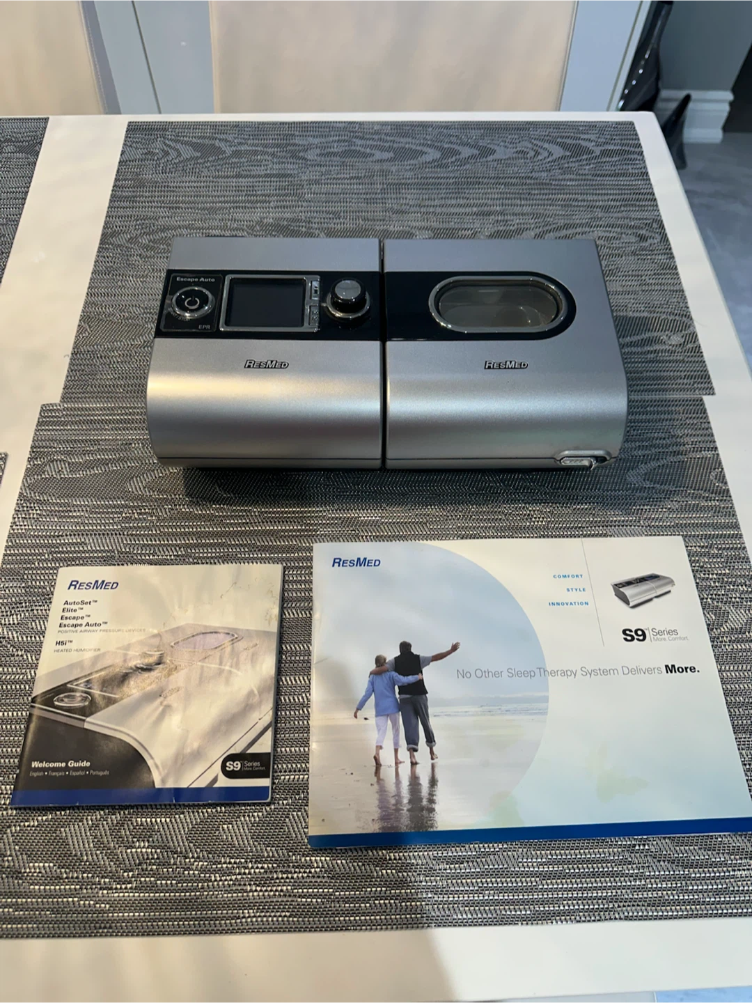 ResMed S9 Escape Auto CPAP Machine with Humidifier - photo 4