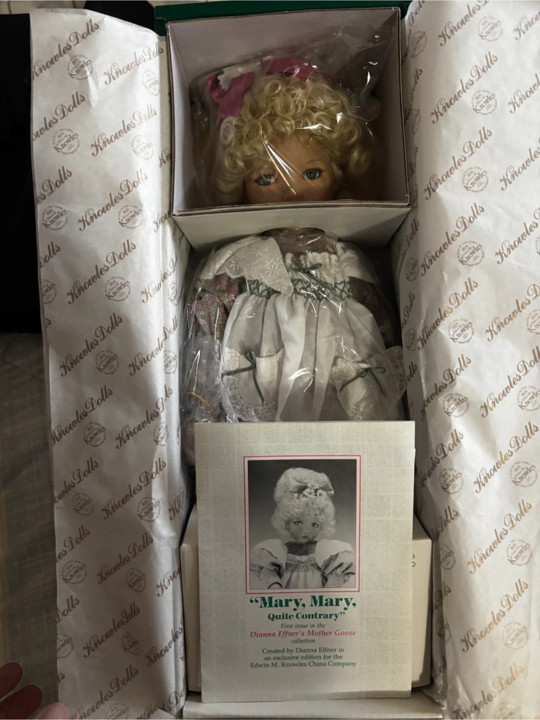 Ashton-Drake and Knowles mint condition porcelain dolls - photo 2