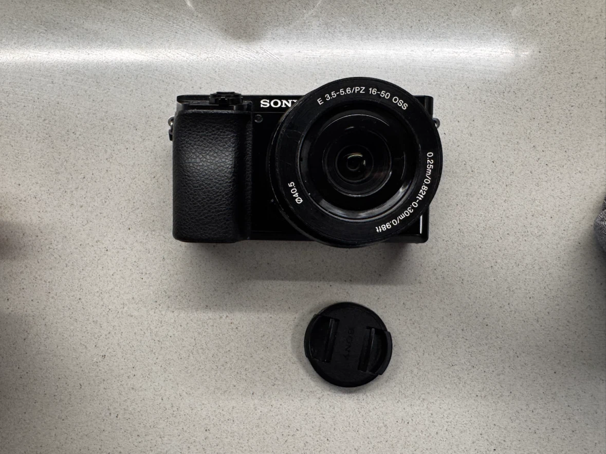 Sony Alpha a6100 Mirrorless Camera with 16-50mm Lens - photo 5