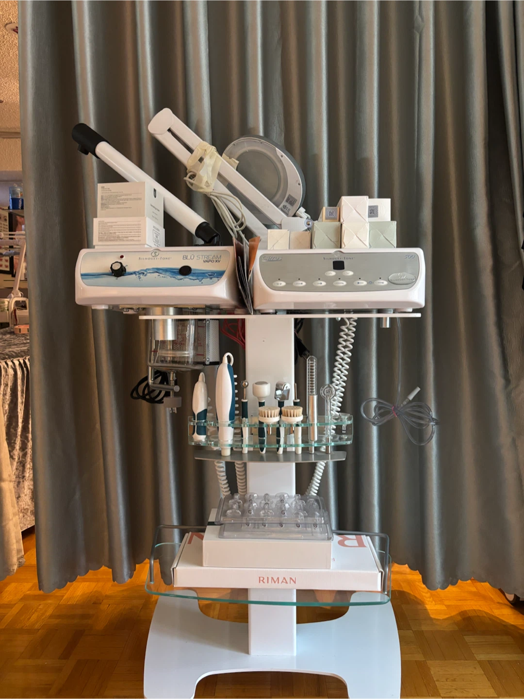 Silhouette-Tone BLU STREAM VAPO XV Facial Steamer Machine