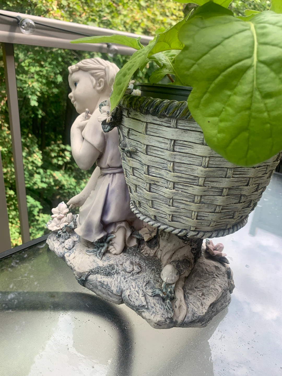Vintage Girl with Basket Planter Statue - photo 4