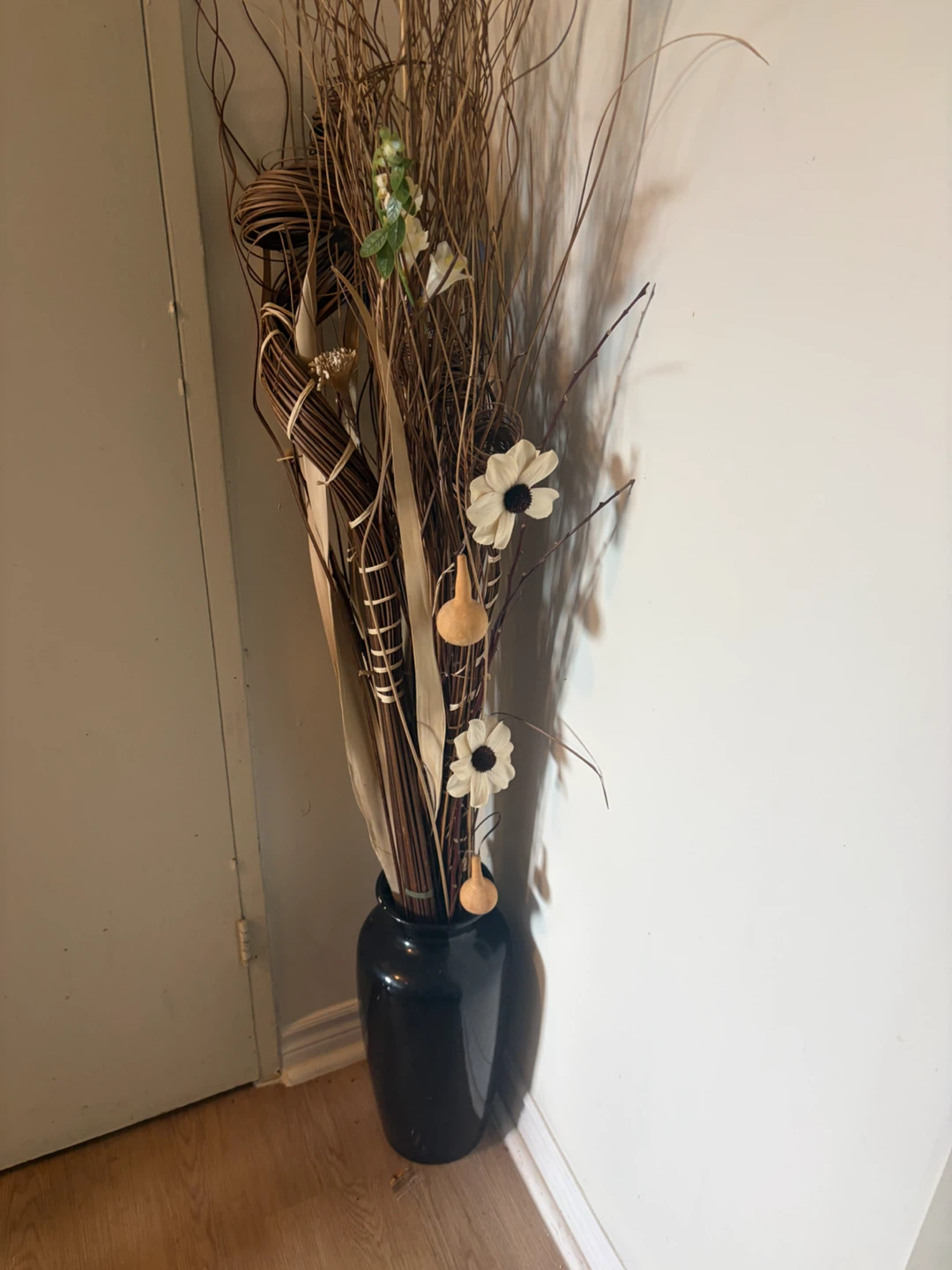 Decorative Dried Floral Arrangement in Black Vase