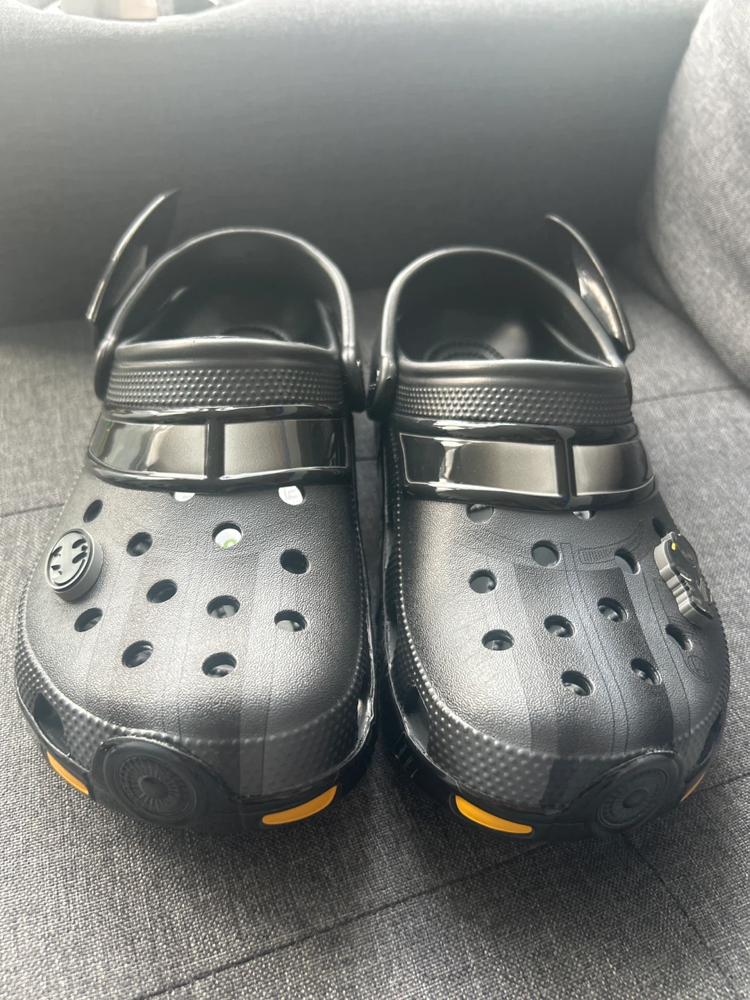 Crocs Batman Clogs - photo 3