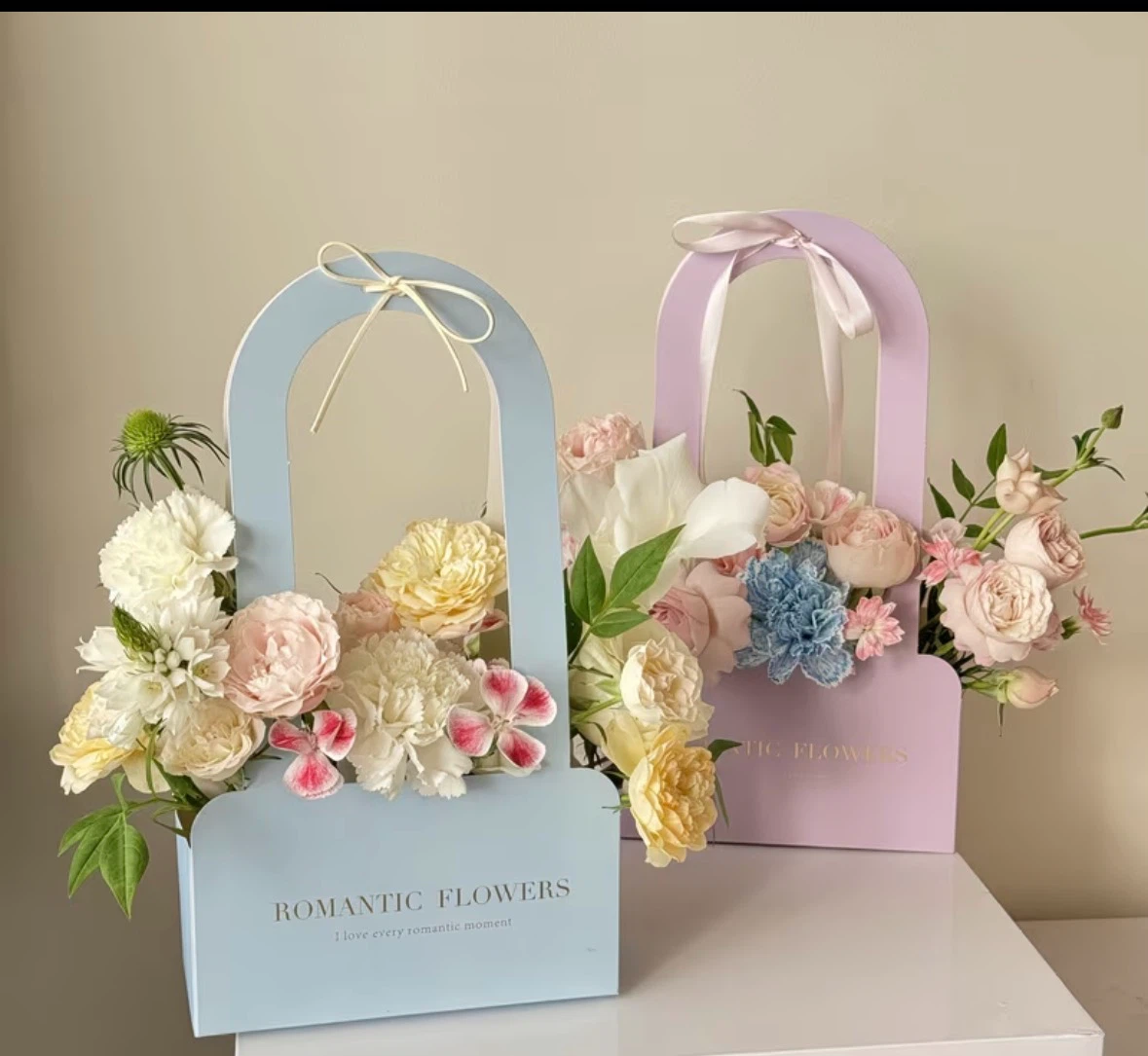 Romantic Flowers Gift Box with Handle