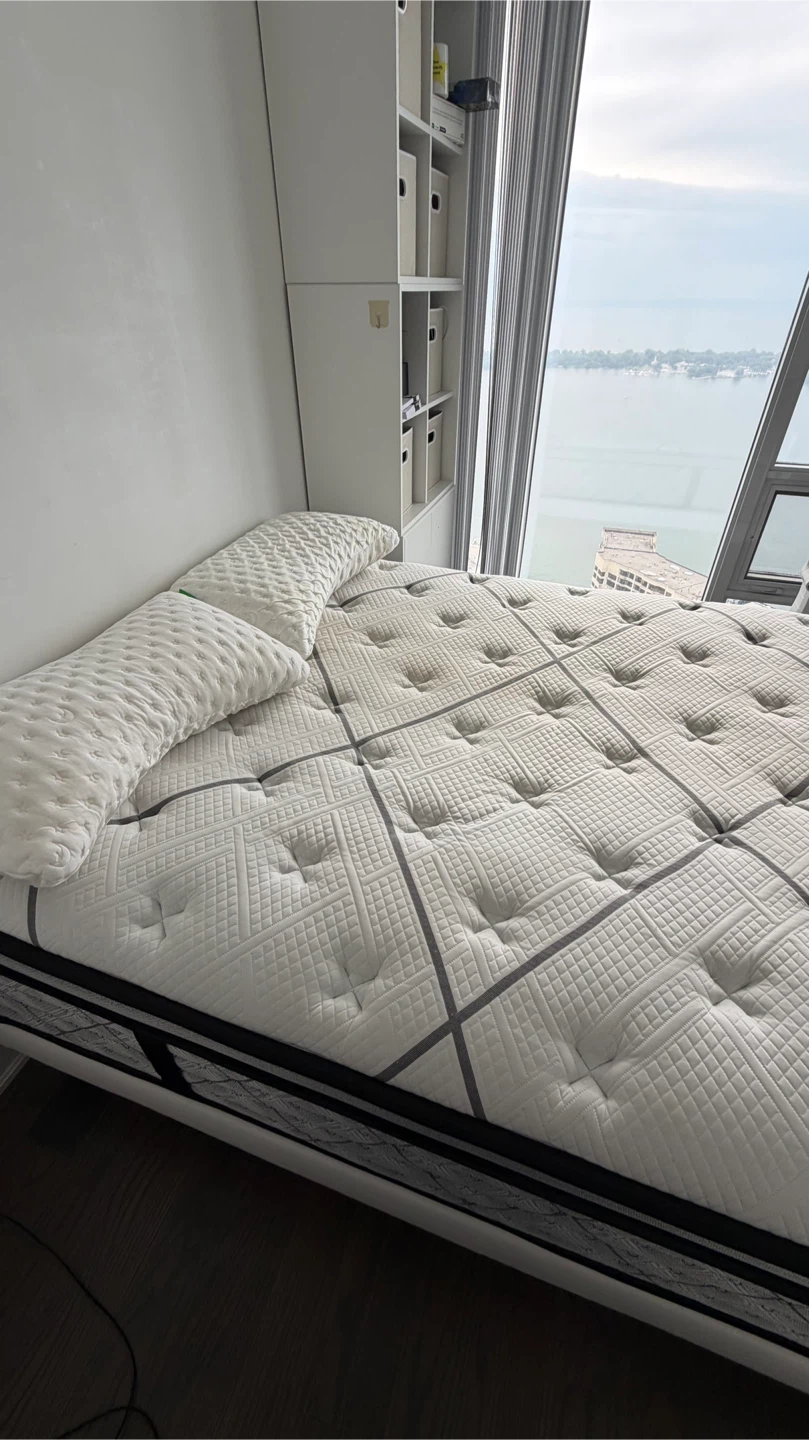 Kingsdown Queen Mattress - photo 2