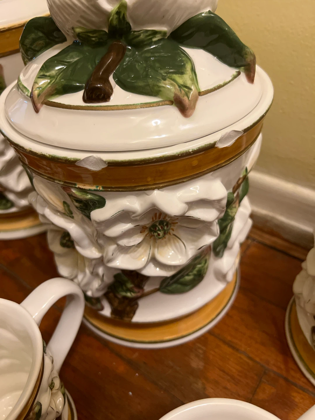 Ceramic Magnolia Canister Set with Mugs - photo 5