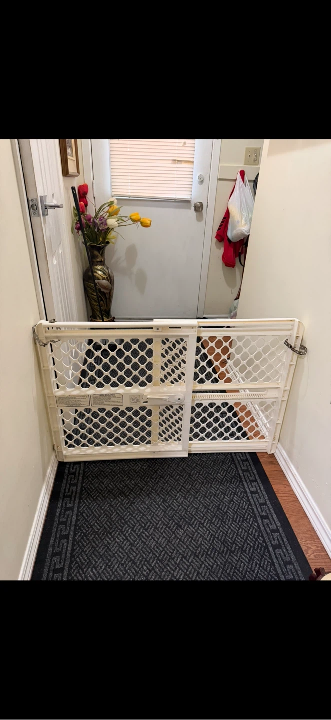 Extendable Safety Gate