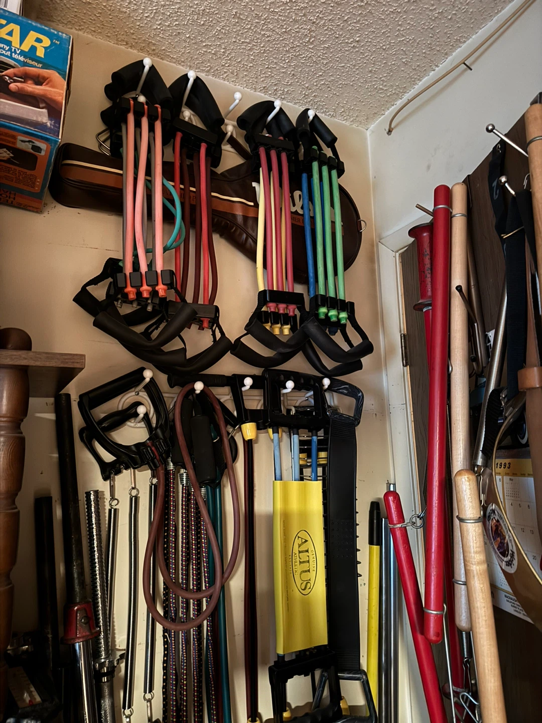 Variety of bodybuilding exercise stuff - photo 3