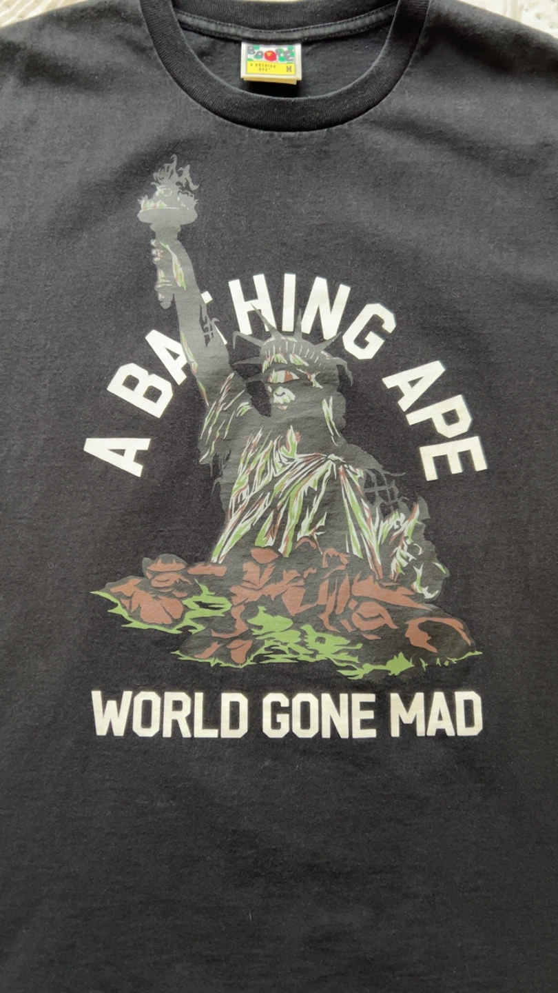 Authentic NYC in store experience bape tee - photo 2