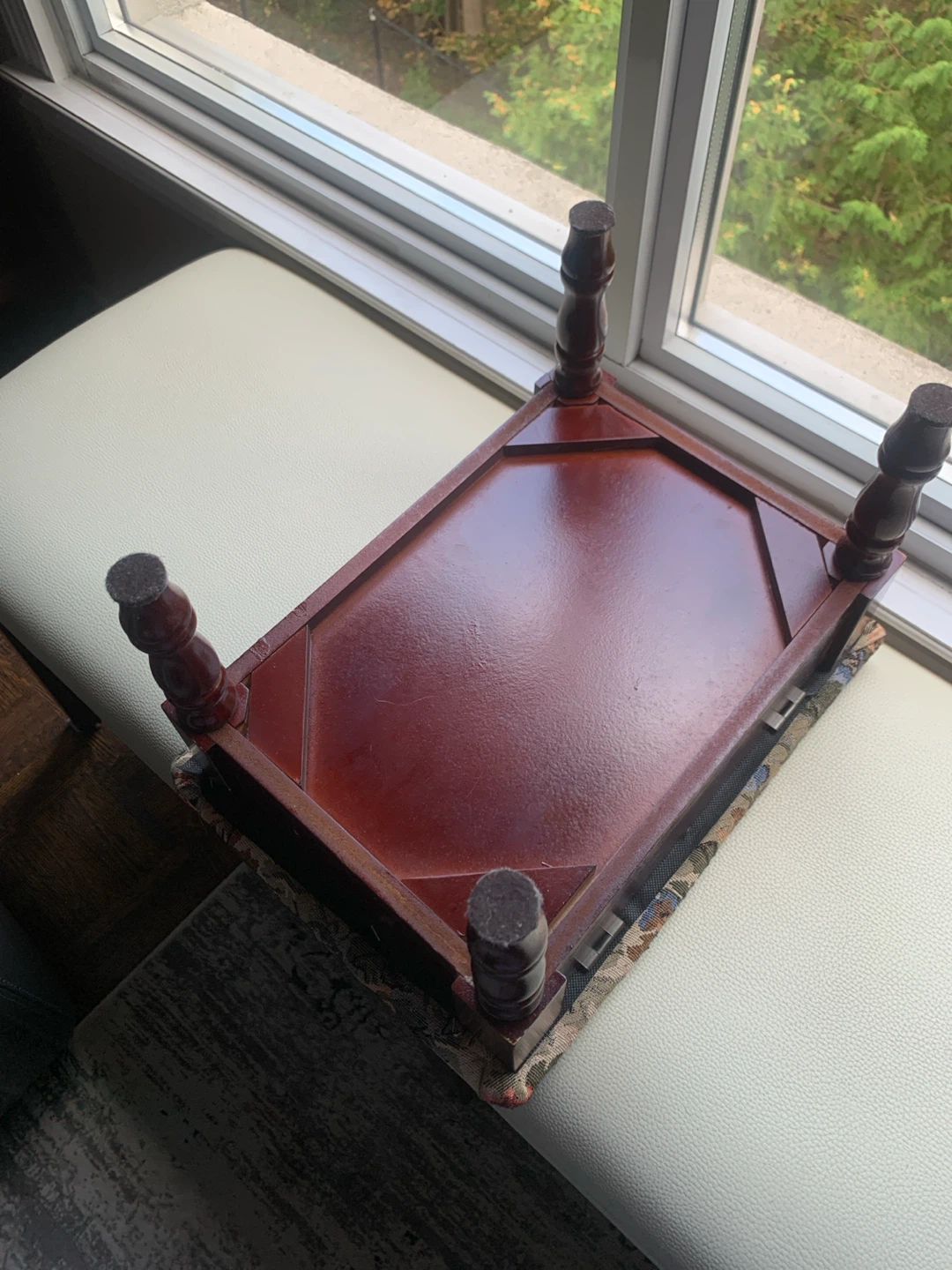 Footstool with floral tapestry - photo 4