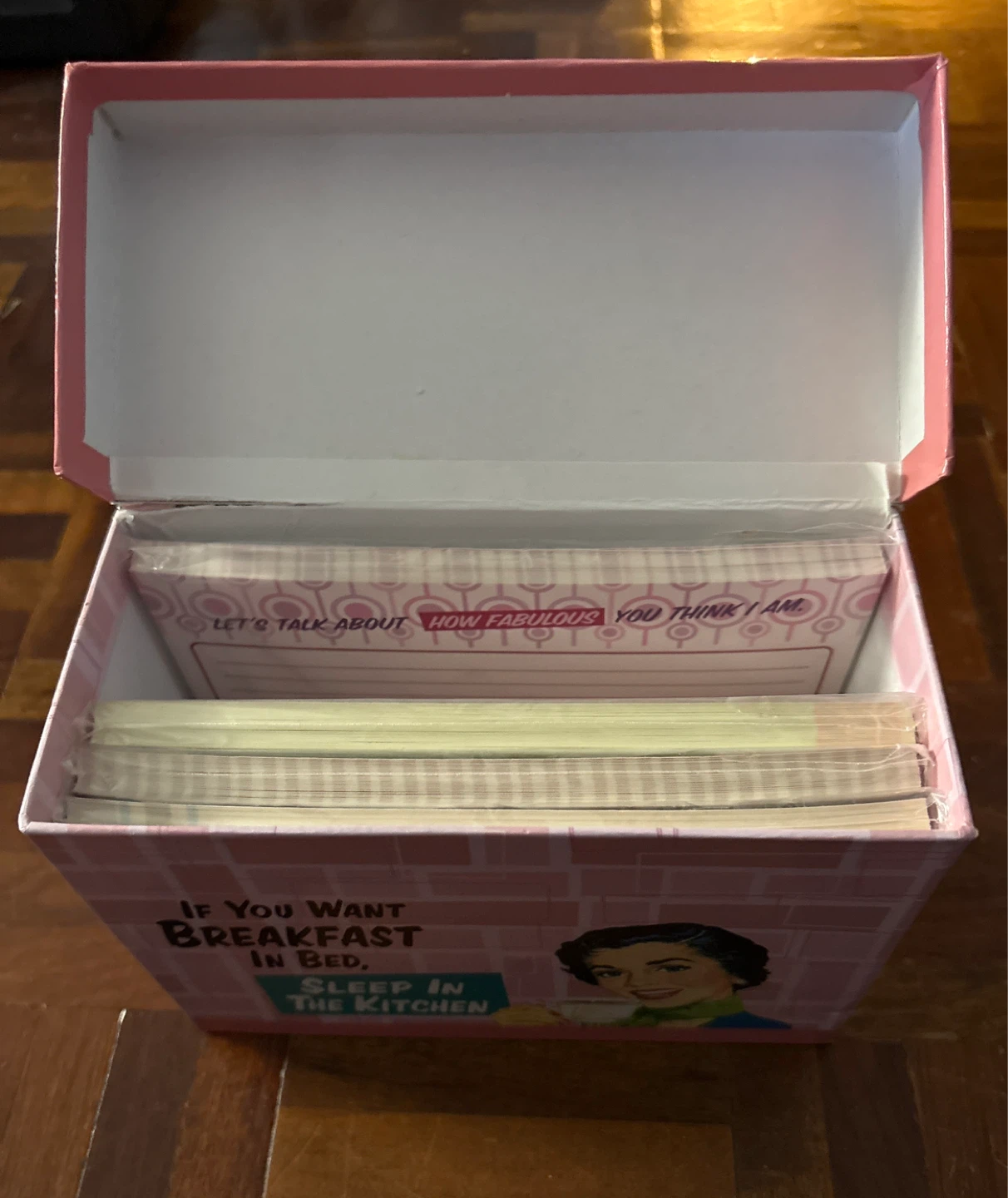 Ephemera Recipe Card Box with Retro Graphics - photo 2