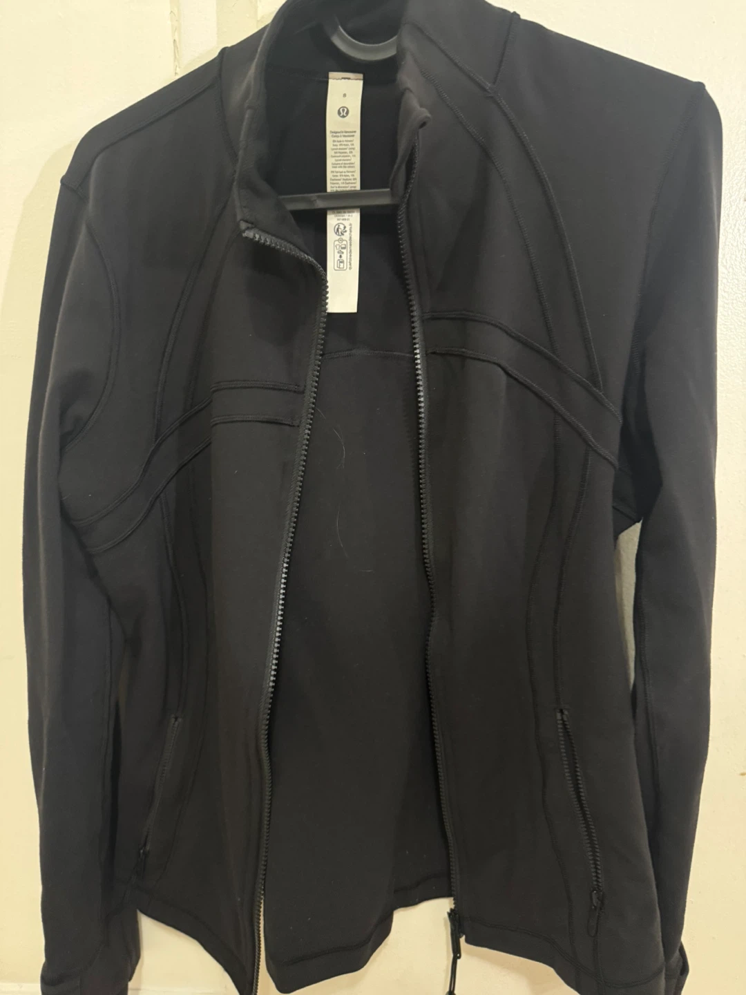 Lululemon Black Zip-Up Jacket - photo 2