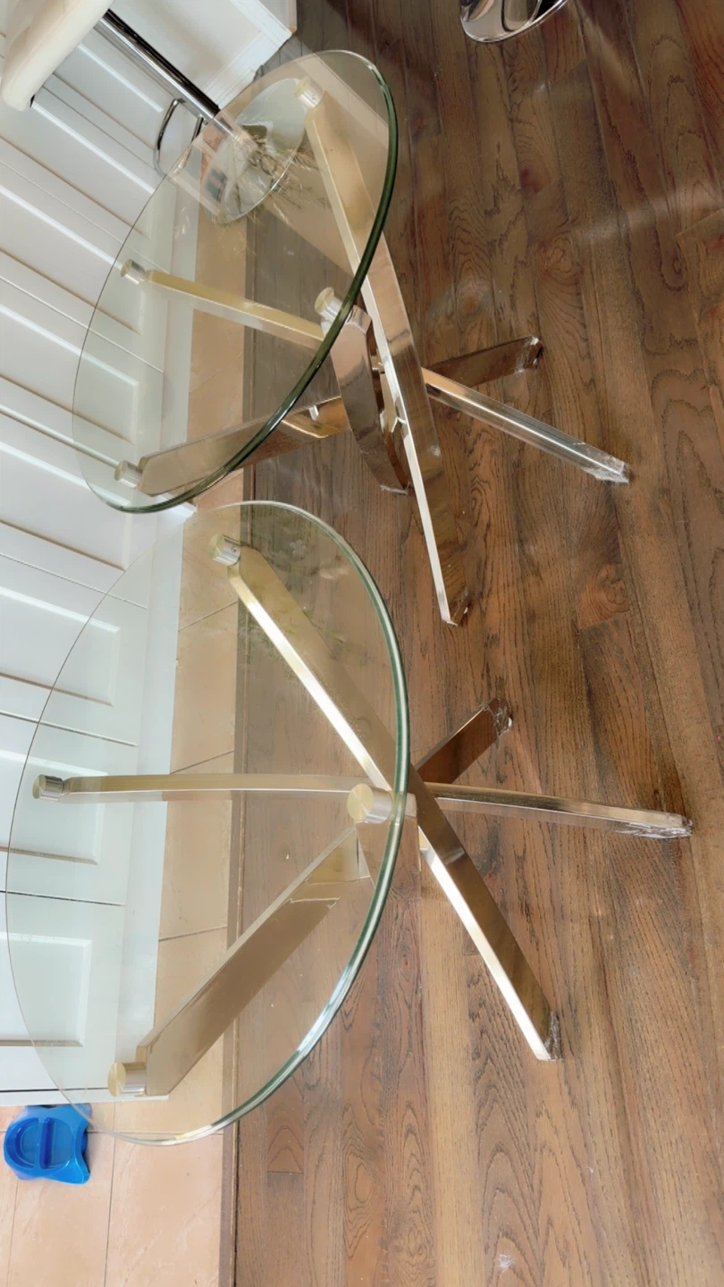 Pair of Glass Top Side Tables - photo 4