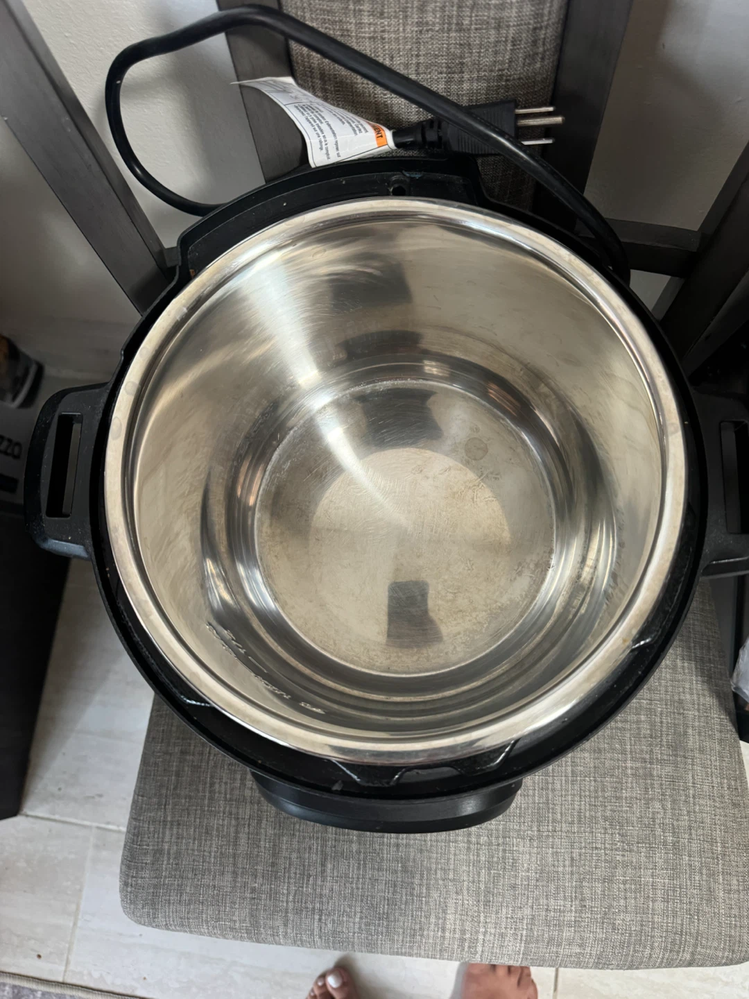 Instant Pot Duo 7-in-1 Electric Pressure Cooker - photo 2