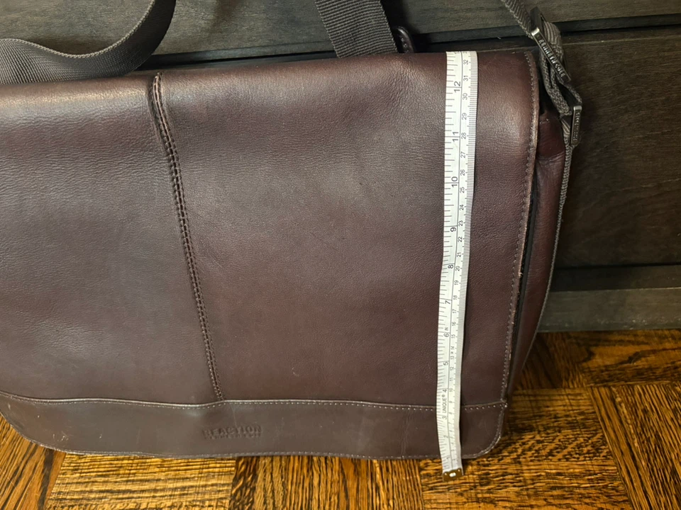 Keneth Cole Reaction Mens Messenger Computer/laptop Bag - photo 3