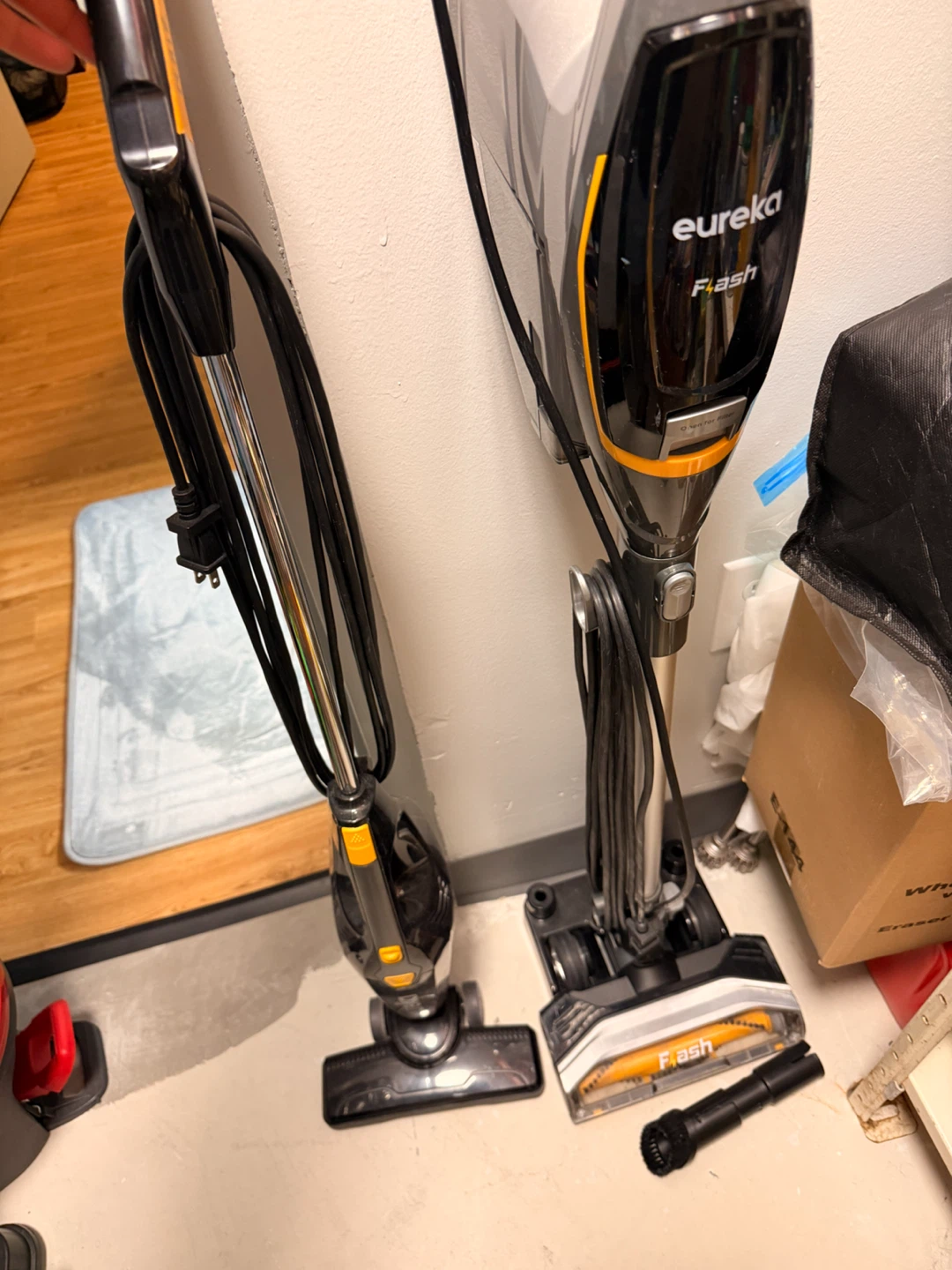 Eureka Flash Stick Vacuums - photo 3