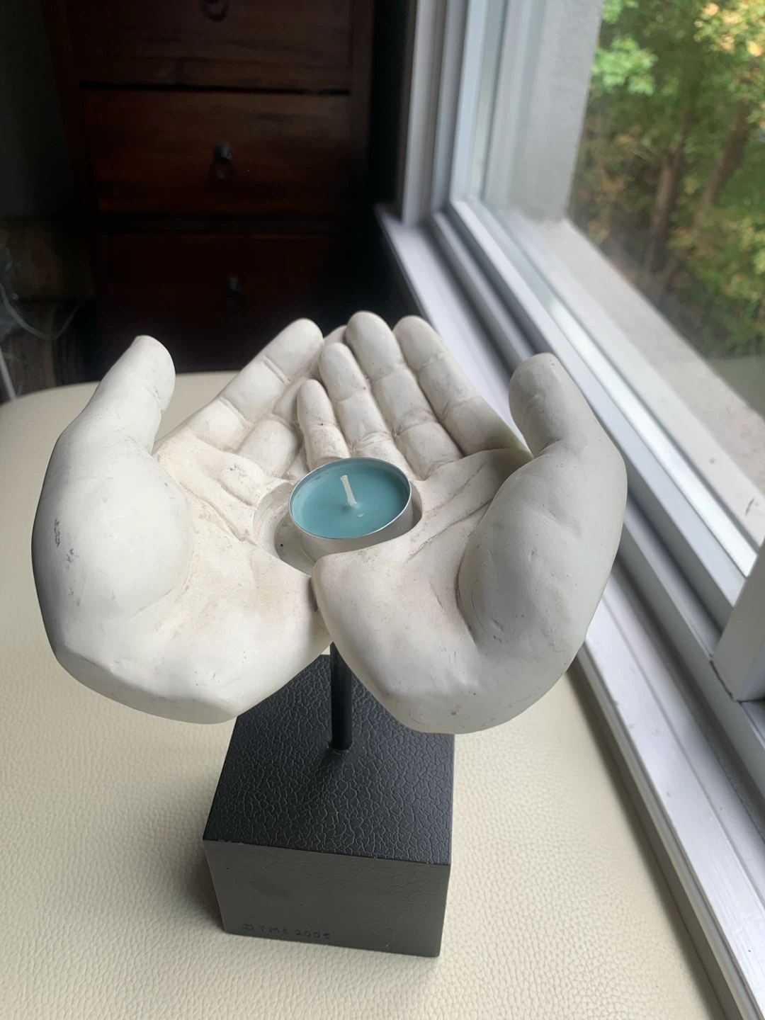 Hands Votive Holder Sculpture - photo 4