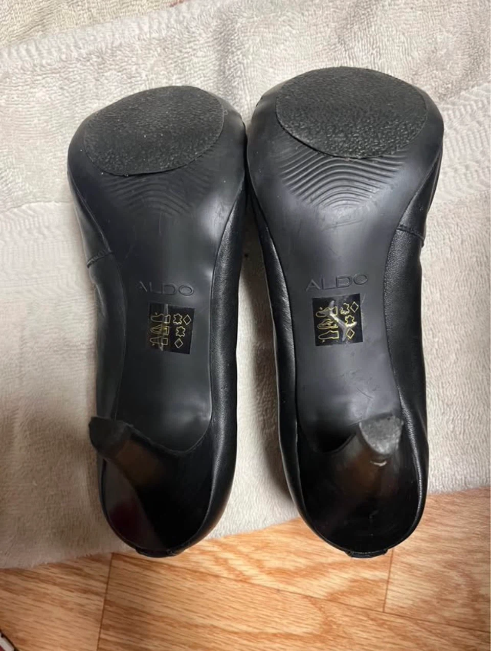 ALDO Black Ballet Flats Size 8.5 - photo 2