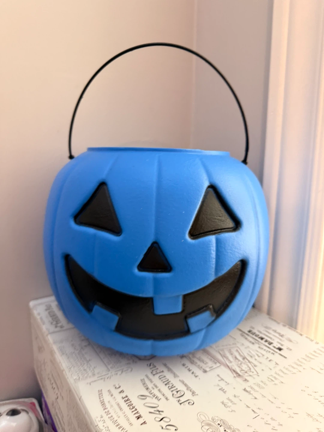 Blue Jack-o'-lantern Halloween Bucket