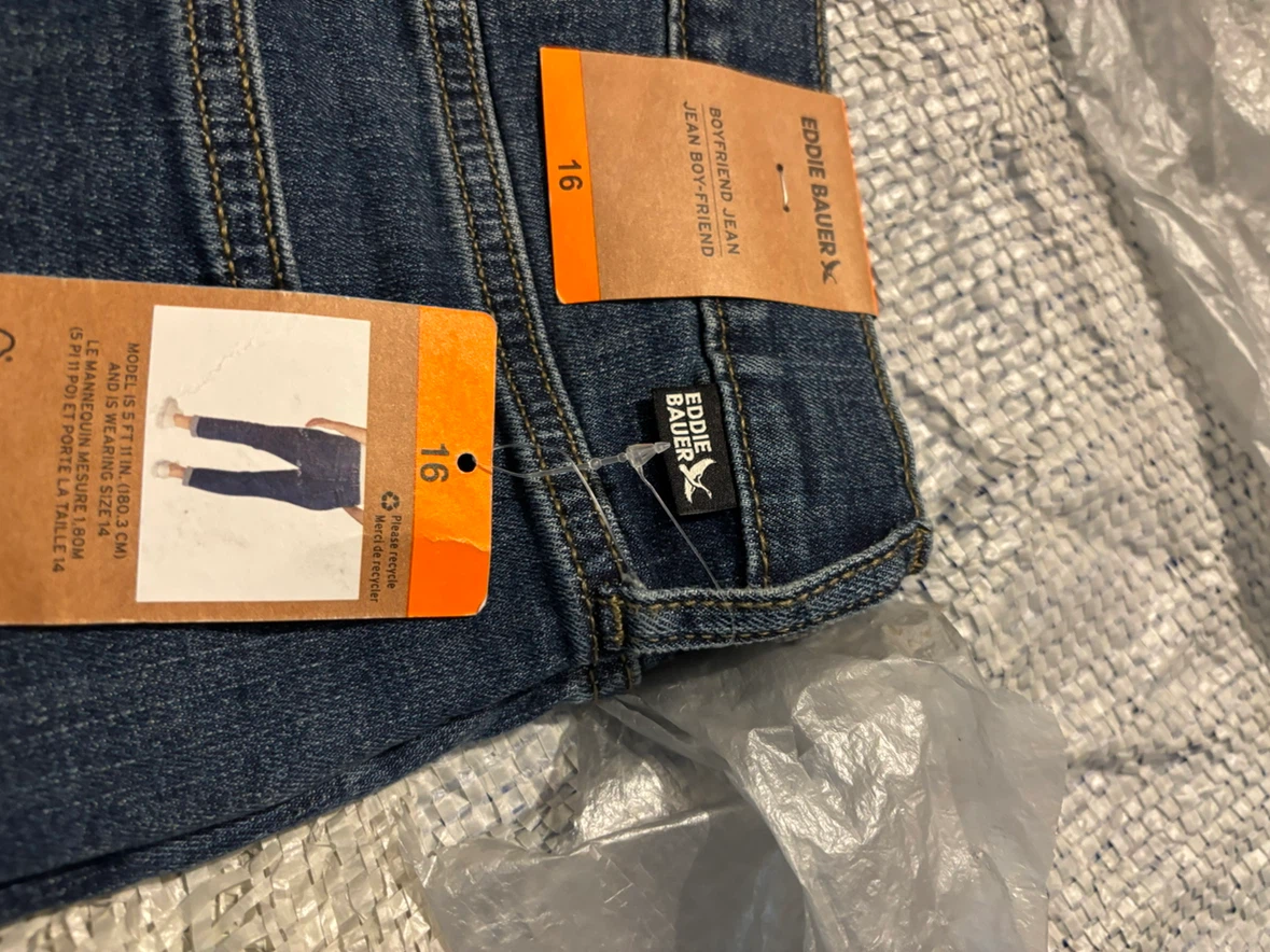 Eddie Bauer Boyfriend Jeans - Size 16 - photo 3