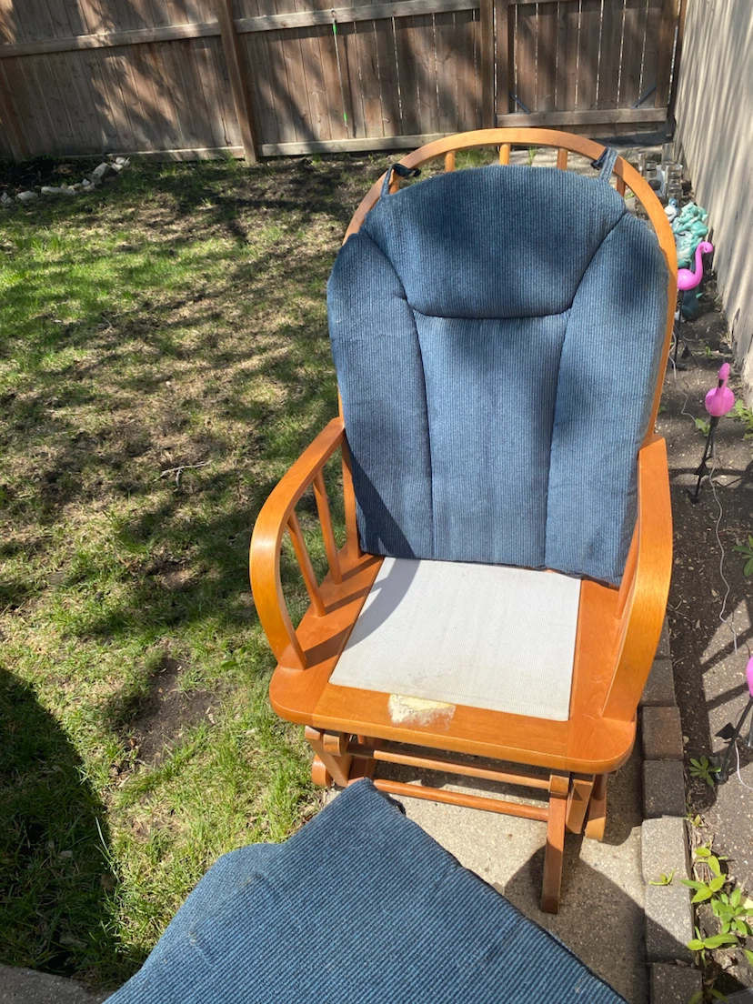Selling a rocker recliner .