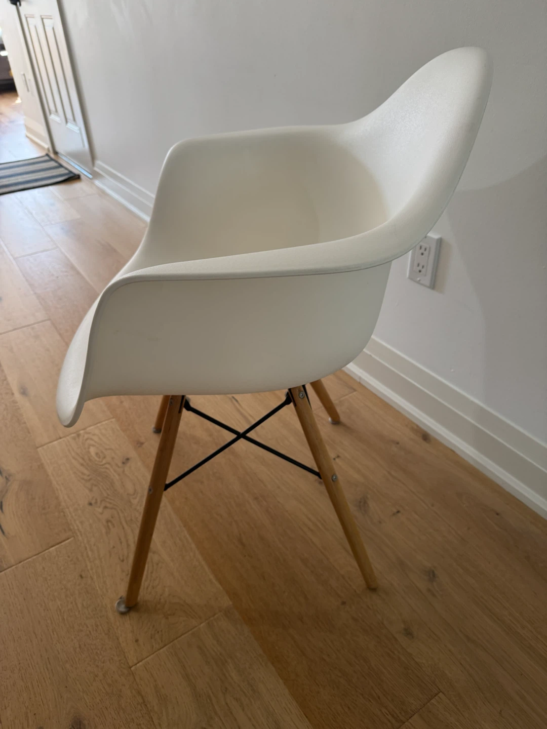 Set of 4 Structube Eiffel Armchairs - photo 2
