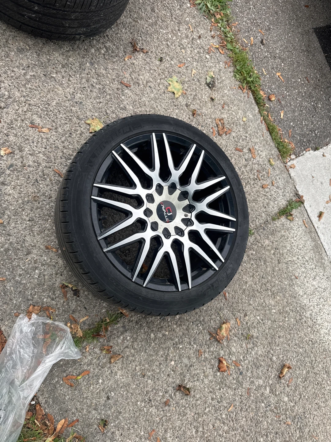 20" Alloy Rims with Michelin Tires all season