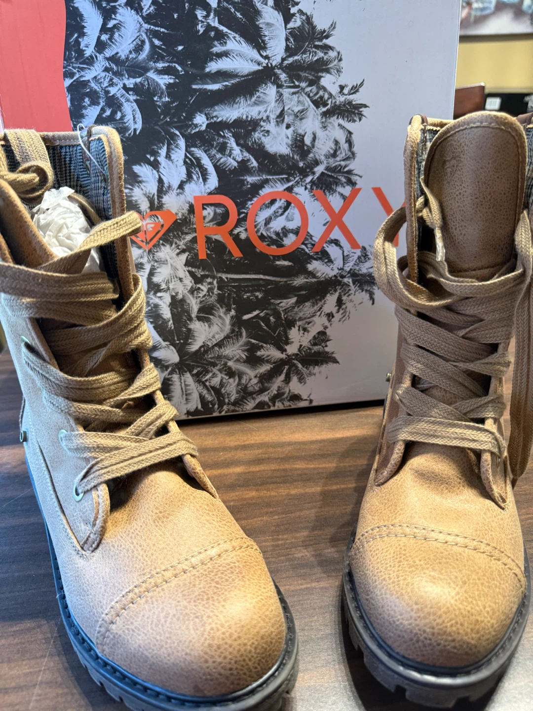 Roxy Women's Tan Faux Fur Lined Lace-Up Boots - photo 2