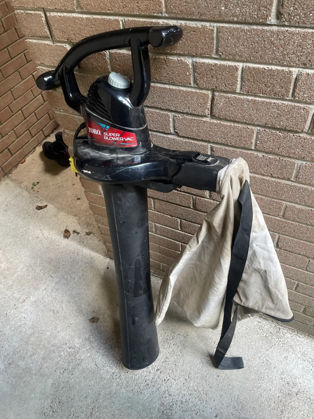 Toro electric leaf vacuum (Not blower) - photo 4
