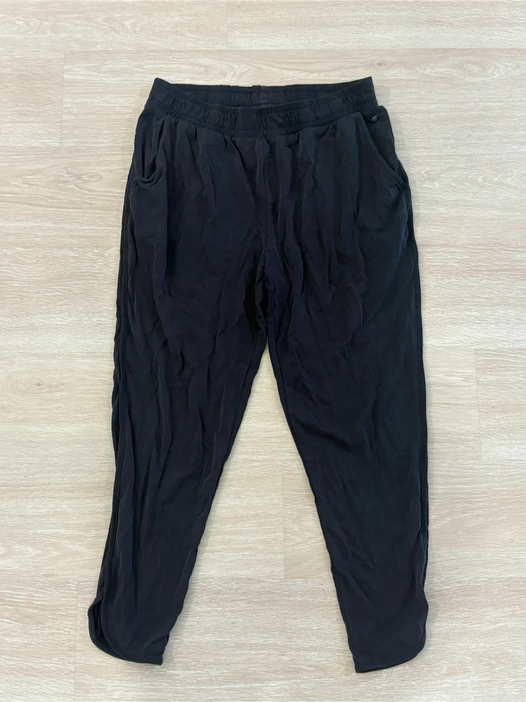 Camo Leggings, Black Joggers, & More- Pants Bundle - photo 5
