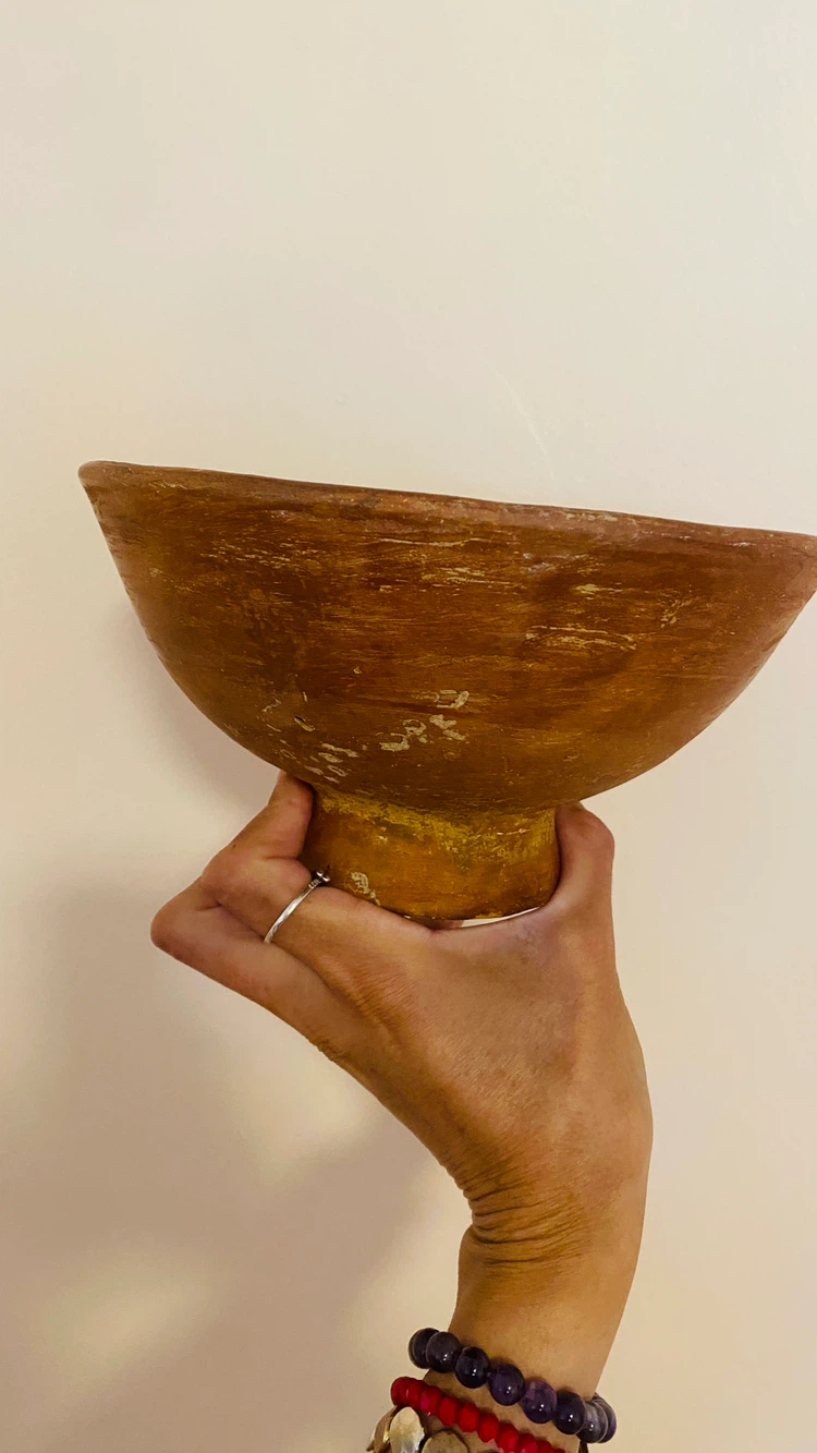 Vintage pottery footed bowl with chip - photo 4