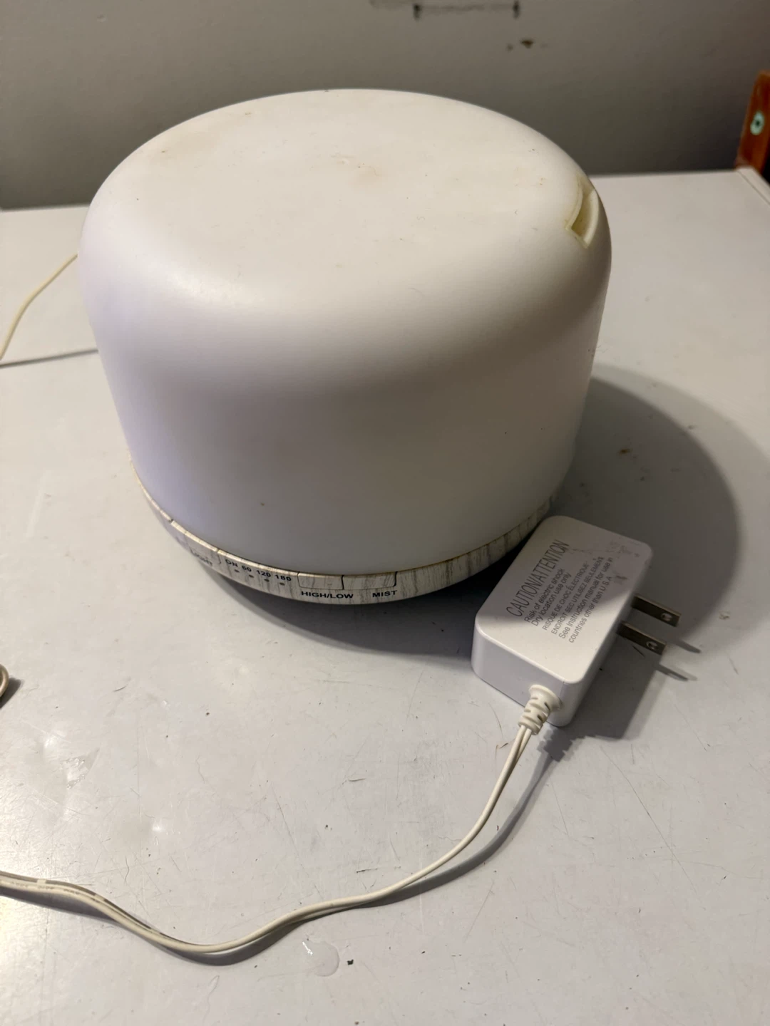 White Essential Oil Diffuser