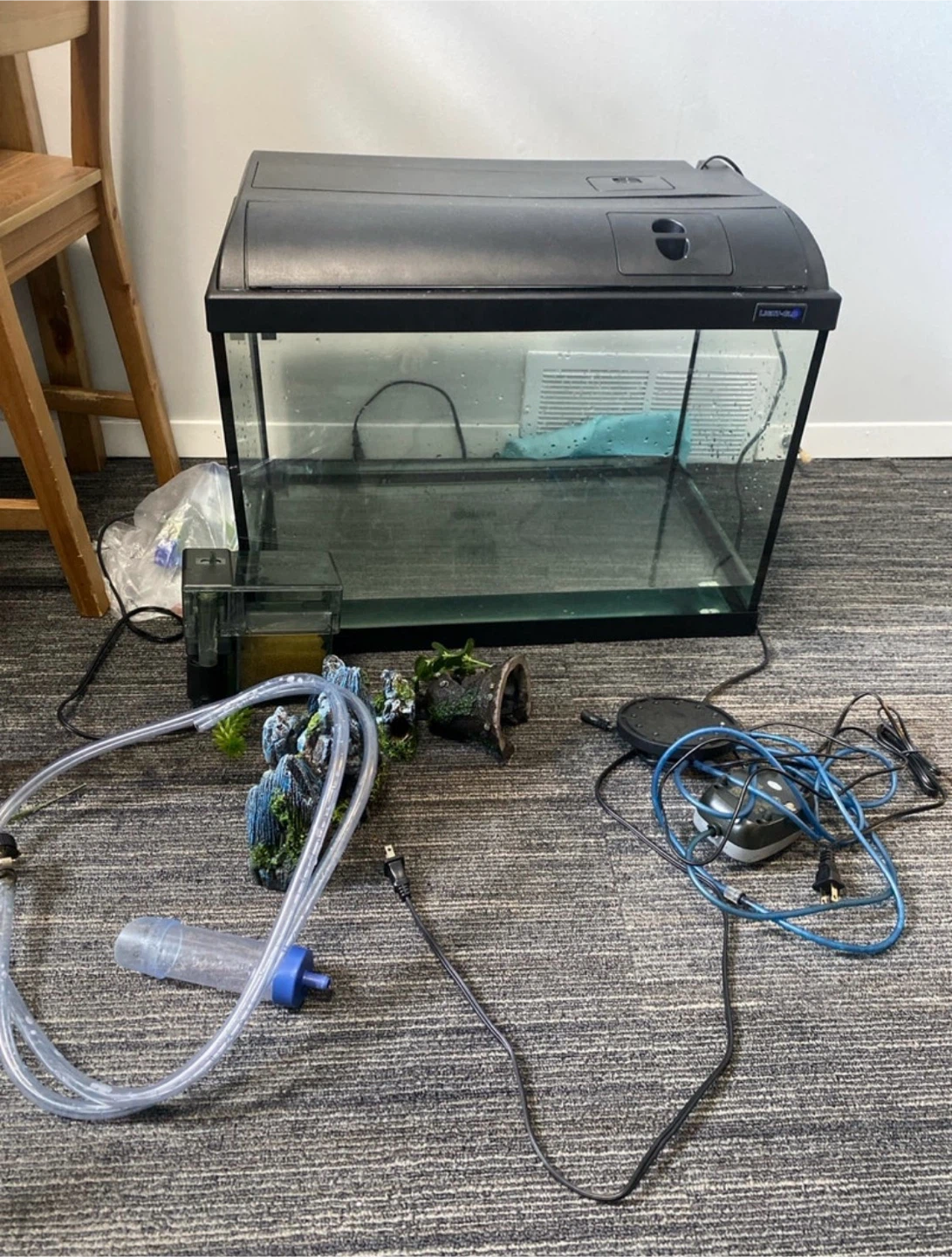 20 gallon fish tank