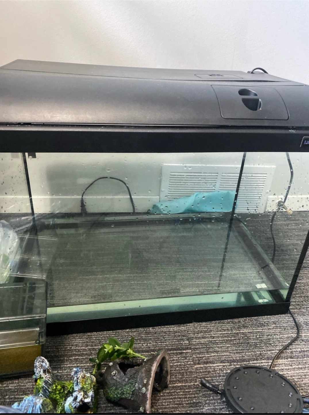 20 gallon fish tank - photo 2