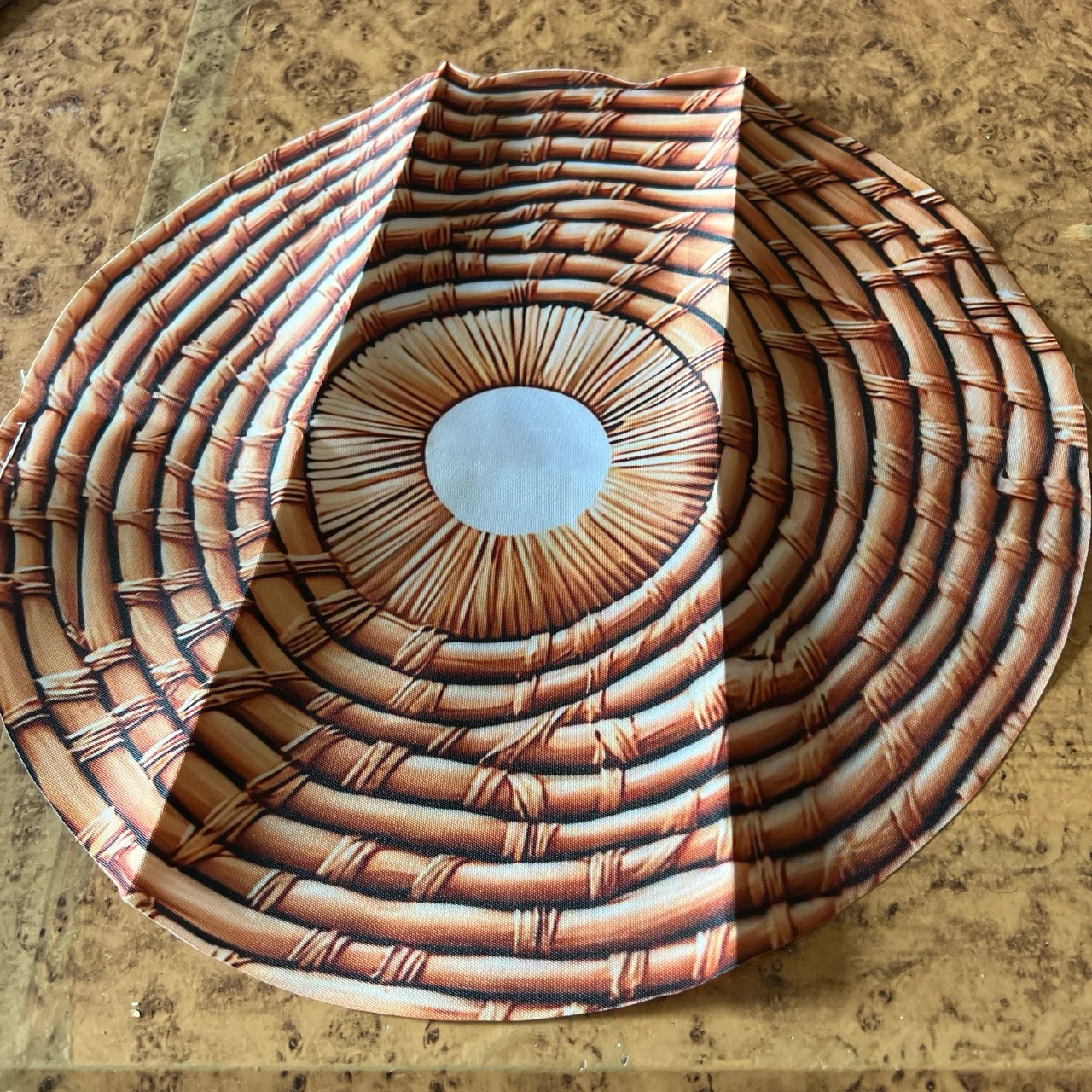Round Fabric Placemat with Woven Texture Print - photo 3