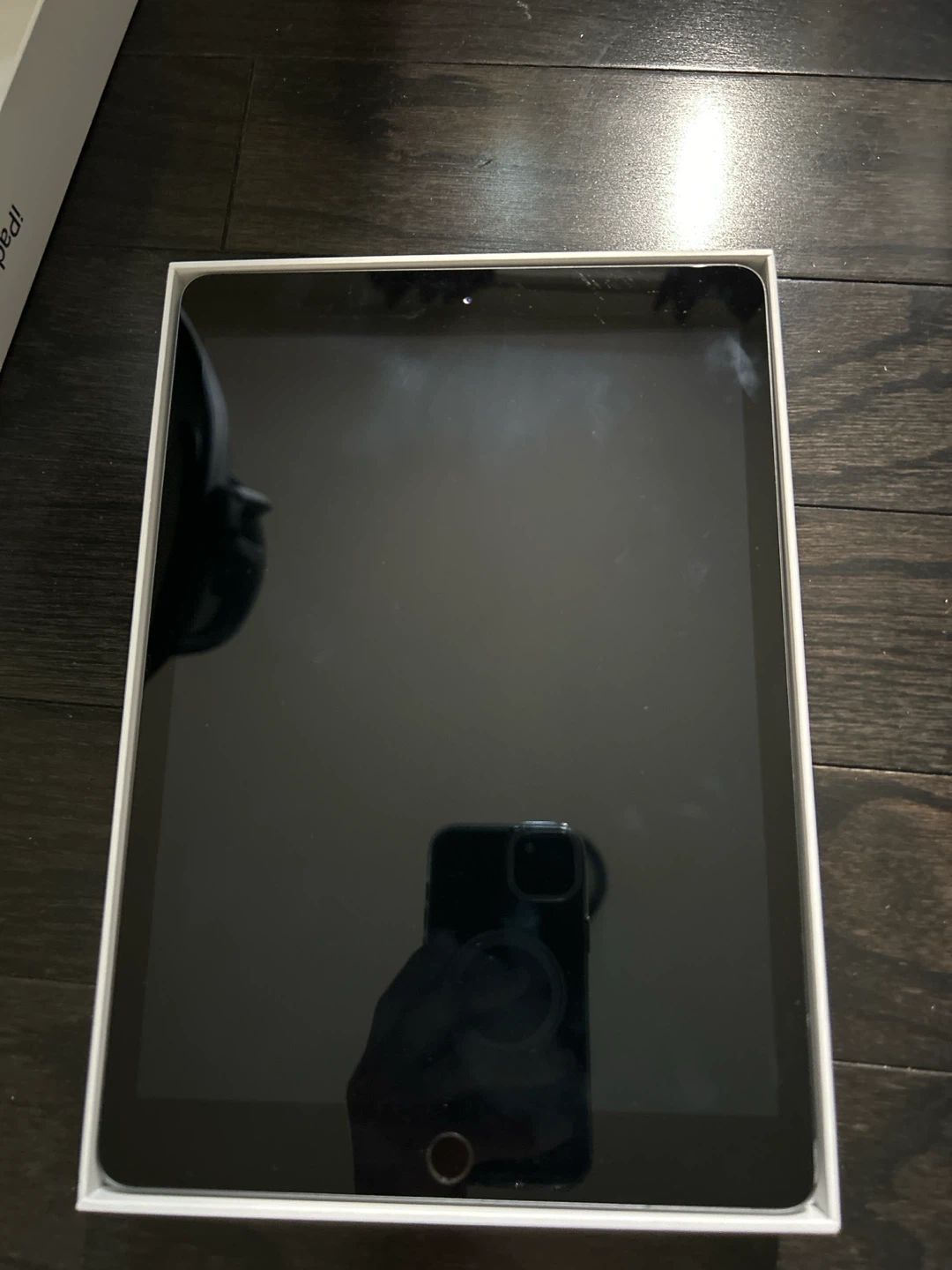 (BOOT LOOP) Apple iPad (7th Generation) Wi-Fi 32GB Space Gray - photo 2