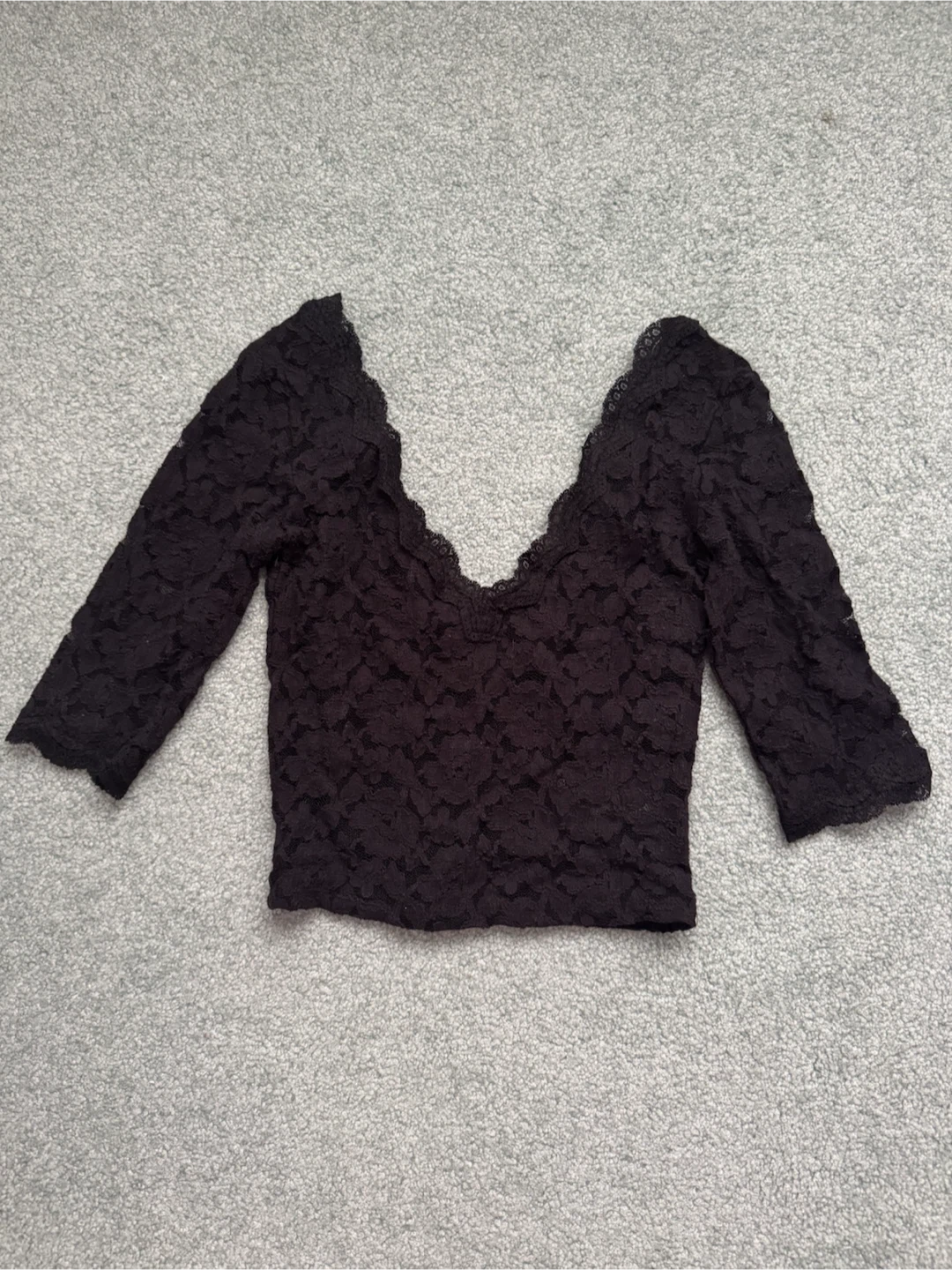 Kimchi Blue Black Lace Cropped Top - S