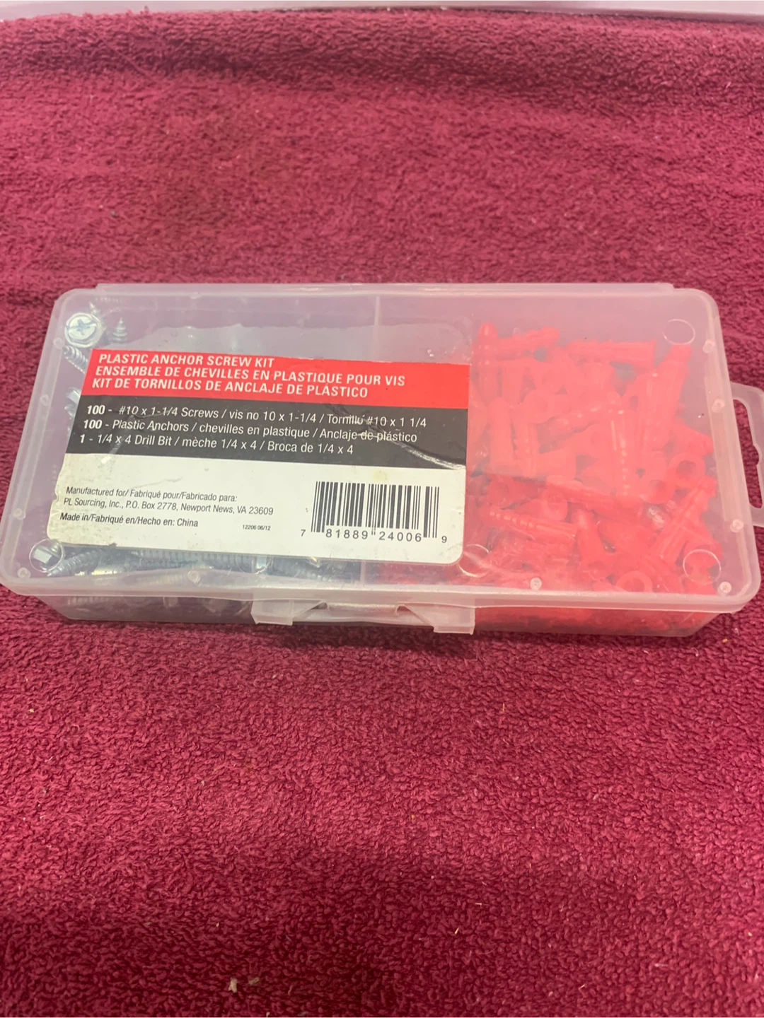 PLASTIC ANCHOR AND SCREW KIT