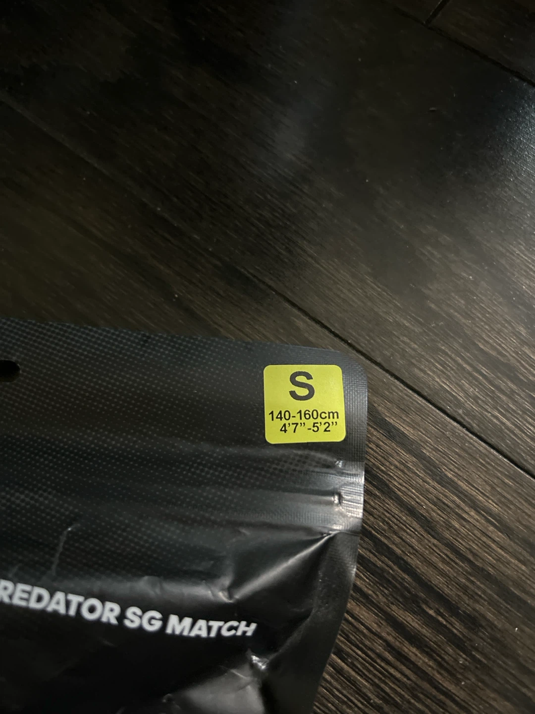 NEVER WORN Adidas Predator SG Match Shin Guards - Size S - photo 4