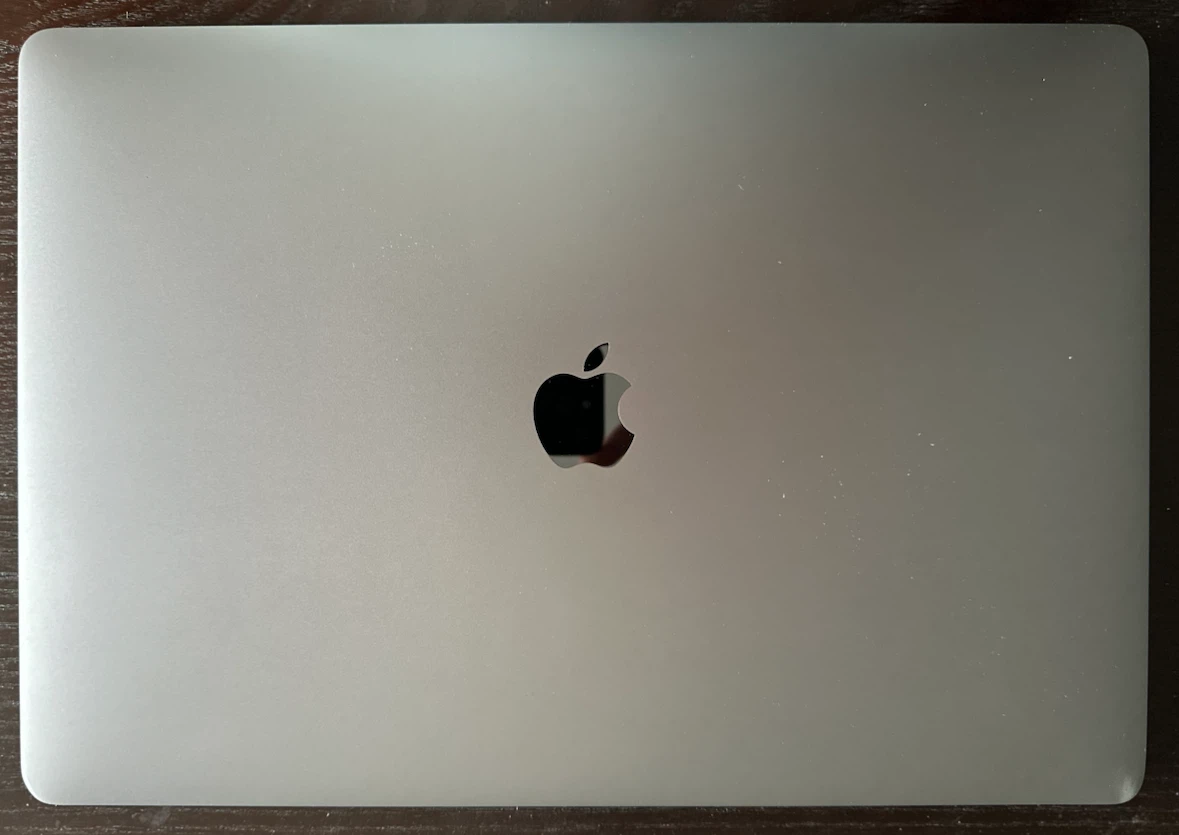 Apple MacBook Pro 15-inch w/ Touch Bar - photo 3