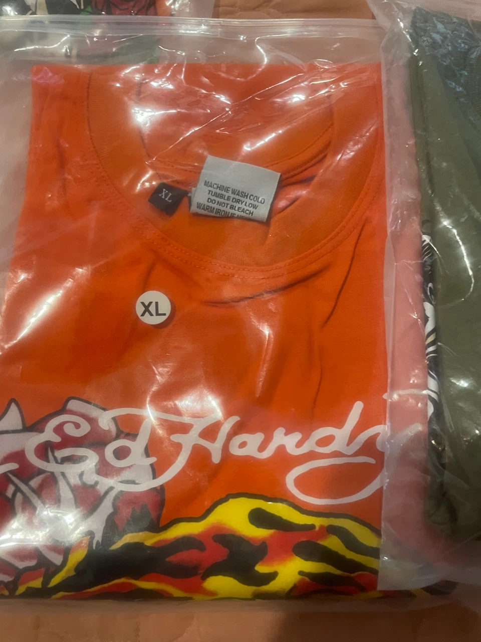 Ed Hardy & Von Dutch T-Shirts - XL